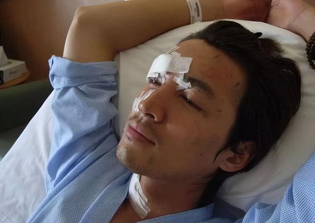 胡歌首谈车祸原因(胡歌23岁成名24岁车祸)(23)