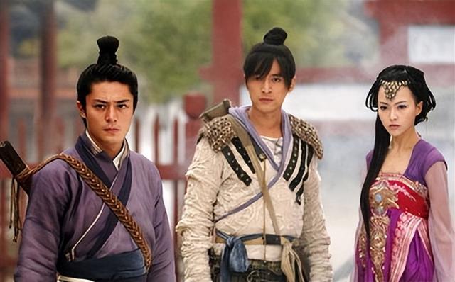 胡歌首谈车祸原因(胡歌23岁成名24岁车祸)(26)