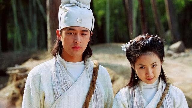 胡歌首谈车祸原因(胡歌23岁成名24岁车祸)(19)