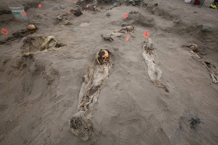 大洪水！秘鲁考古发现56名儿童惨被活人献祭