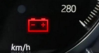 ​汽车蓄电池指示灯变红怎么回事