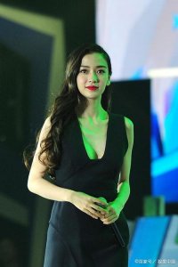 杨幂的胸围有多大