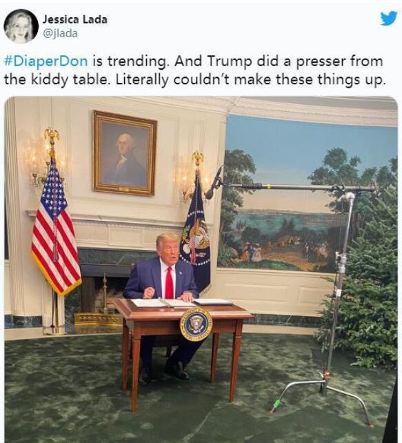 特朗普含糊将离启白宫