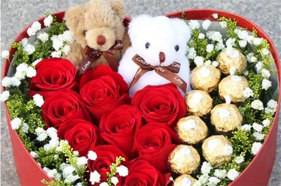 满天星适合送女朋友吗，适合送女友表达浓浓爱意（图）(图2)