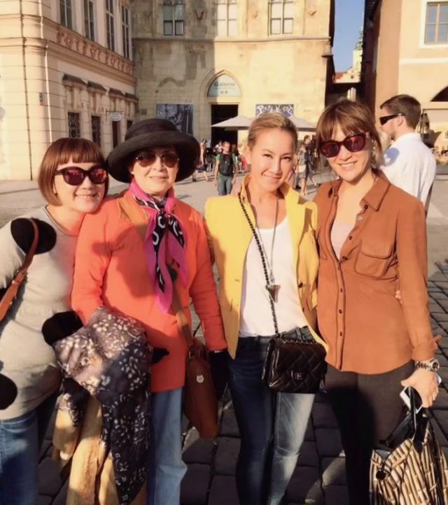 太过震惊!李玟因抑郁症去世 婚姻失败疾病缠身