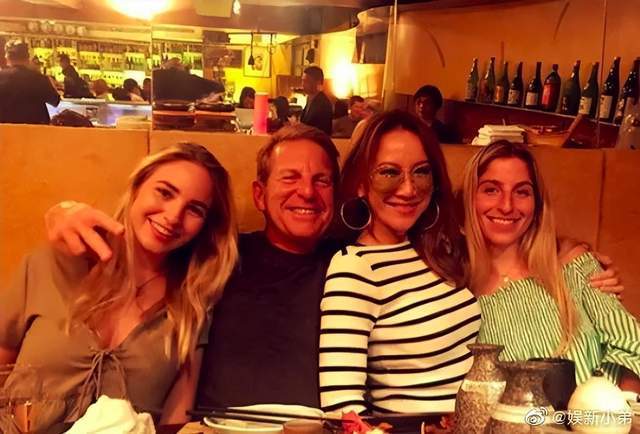 太过震惊!李玟因抑郁症去世 婚姻失败疾病缠身