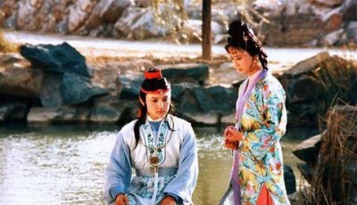 ​《红楼梦》中薛蟠对于香菱的作风何以会变革无常？