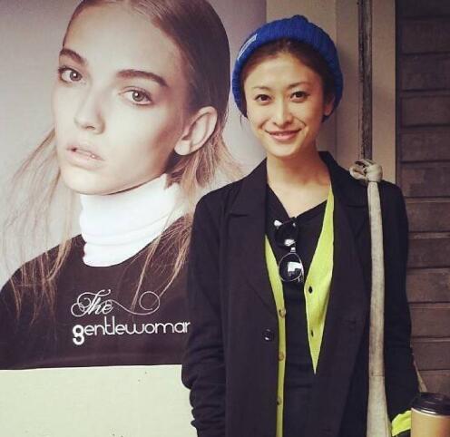 小栗旬的妻子是谁 优质偶像婚后变暖心老爸超温柔