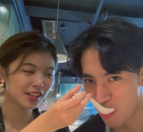 陈奕辰和张天分手了吗 两人甜蜜双排被扒这到底是啥情况