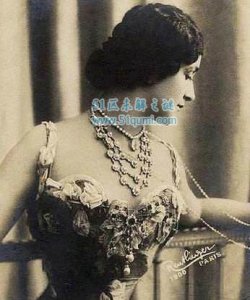 ​欧洲束腰有什么妨害?欧洲束腰比中国裹足更致命