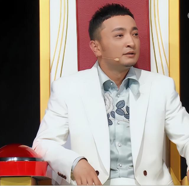 星光大道2022年主持人是哪几人(来看看主持人不投票的22年6月第二期星光大道比赛有什么不同)(17)