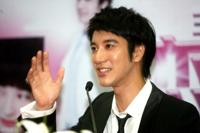 王力宏你不知道的事恋爱通告(王力宏人设坍塌)(1)