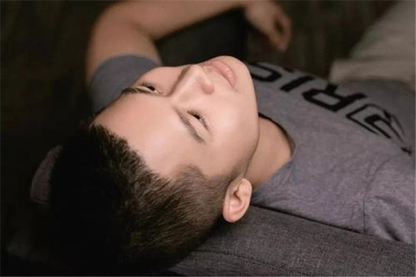 pua男是什么意思 是经过专业训练情商高的人群