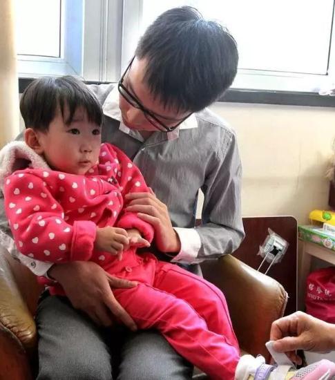 温州动车事故伊伊怎么幸存的（回看10年前温州动车事故）(16)