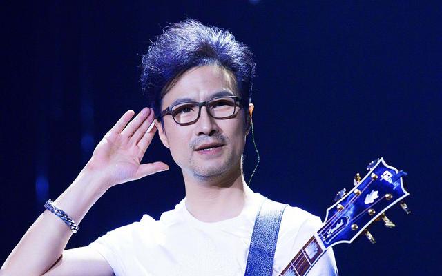 汪峰29次冲击热搜失败回应(汪峰因为汪峰定律)(5)