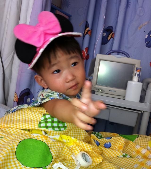 温州动车事故最后一名小伊伊（11年前动车事故中）(15)