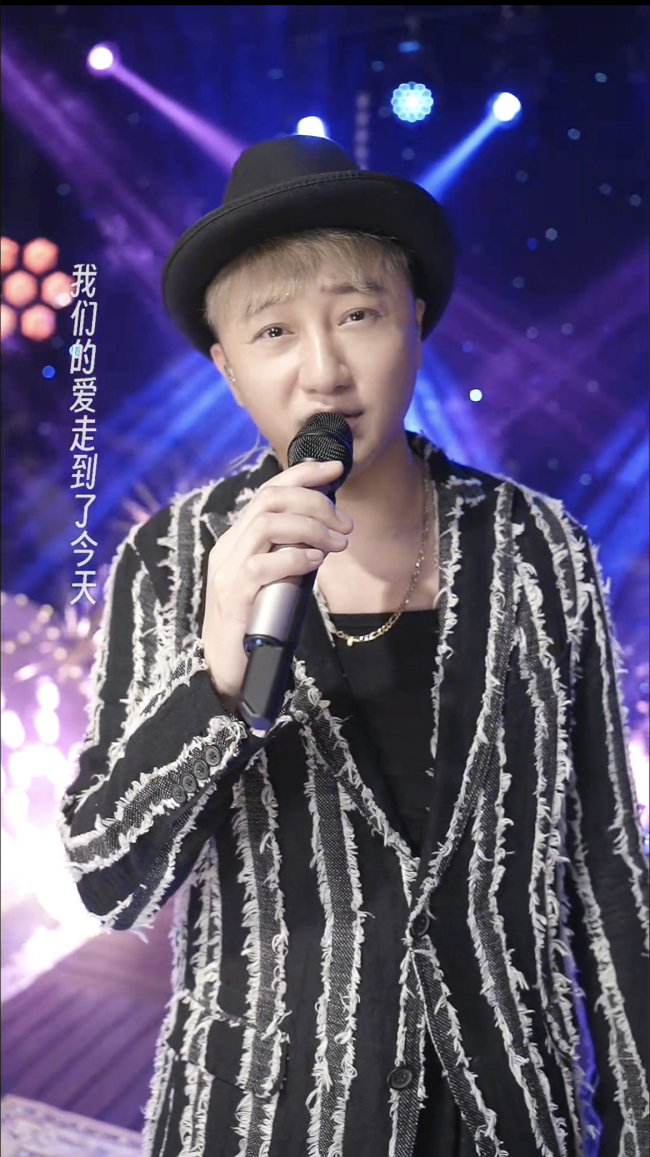 关喆线上音乐会6天火力全开 不惧挑战开启新体验