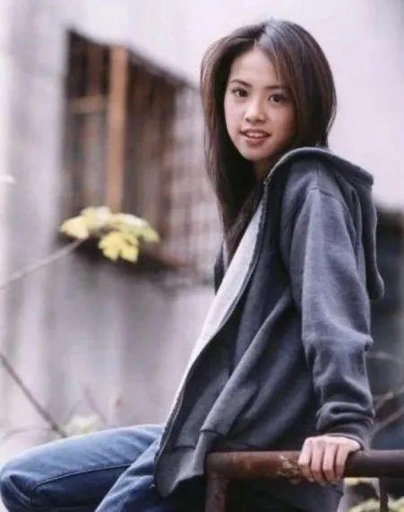 杨幂私下面貌大揭秘(杨幂自曝曾被潜规则)(19)