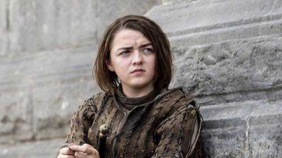 ​艾莉亚史塔克怎么瞎了