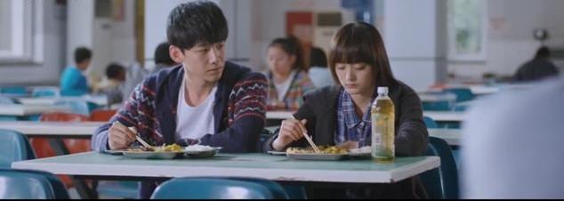 白敬亭多大了真实年龄（半火不火00后都逆天了）(17)