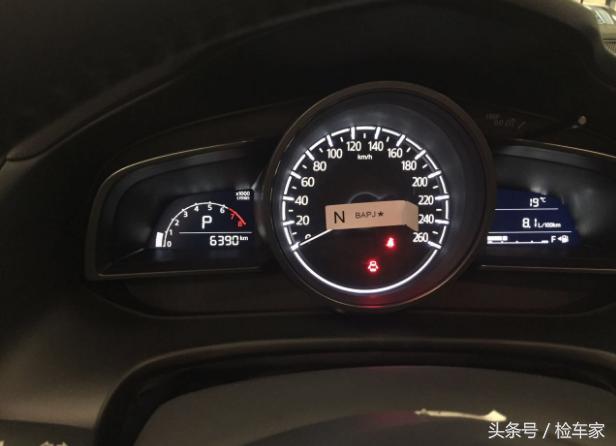 新车鉴赏马自达3昂克赛拉(马自达3昂克塞拉准新车)(21)