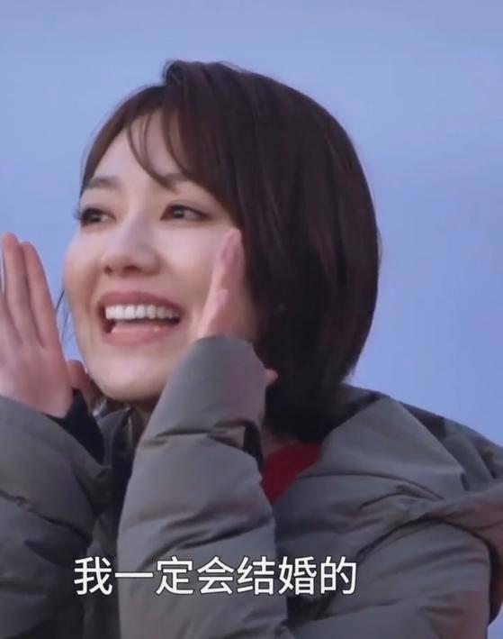 电视主持人曹可凡近况（与曹可凡传绯闻）(1)