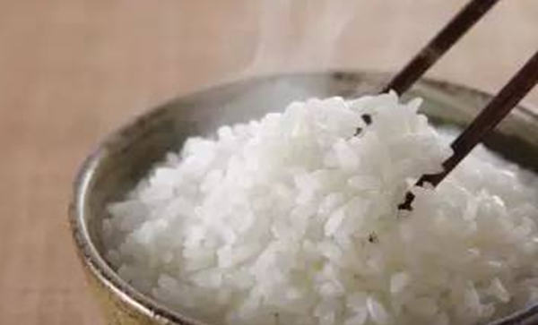 日本86岁老翁煮饭60年,虔敬工夫绽搁米饭价格(限定供给)