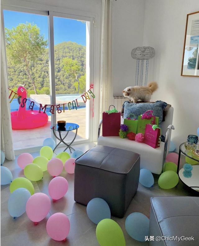 卡尔拉格斐为什么会被尊称老佛爷(拉格斐逝世三周年)(5)