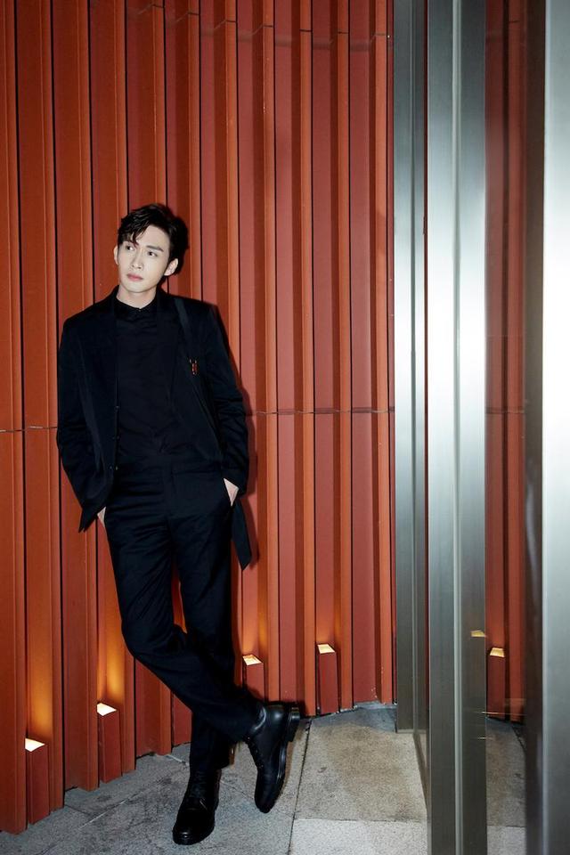 杨幂拥有嘉行45亿身价是真的吗（杨幂公司旗下的嘉行四子）(4)