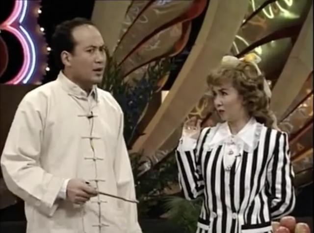 易立竞简历及个人资料（她要不是太性感）(12)