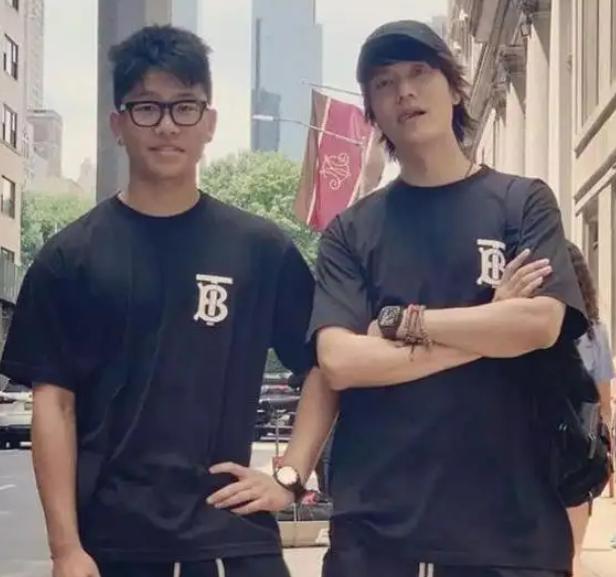 陈坤个人资料婚姻（亲情爱情都有泪）(3)