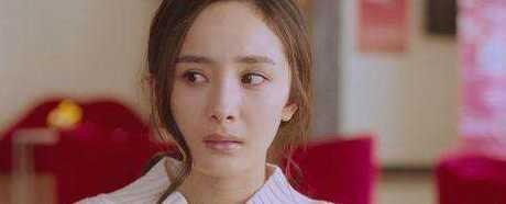 杨幂与唐嫣同台（杨幂唐嫣争斗战国际幂腹背受敌难再续）(25)