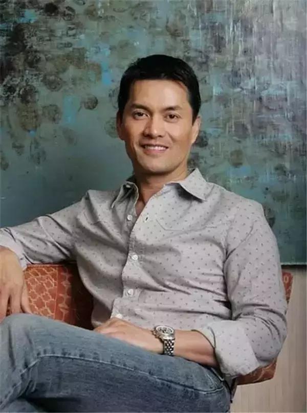 郑则仕最经典电影（港片枭雄专业户）(1)