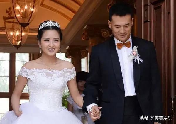 何洁遭前男友爆照（婚内出轨倒打一耙）(11)