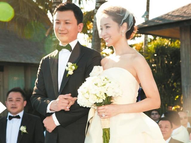 侯佩岑周杰伦交往过吗（周杰伦唯一公开女友）(22)