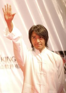 ​各种值得收藏的奇石（历年百万以上成交的奇石）