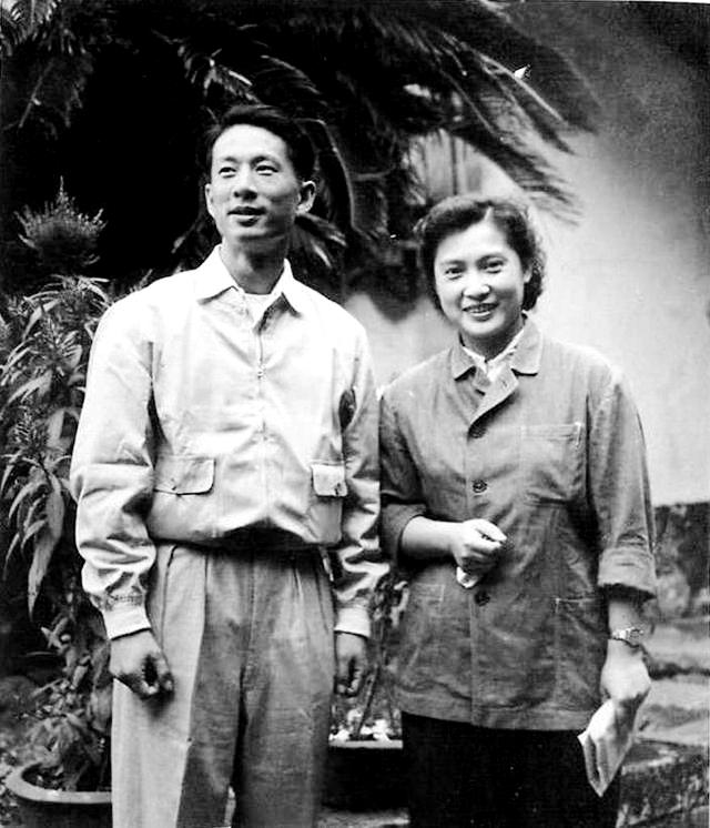 演员冯喆的个人资料（影星冯喆百年诞辰）(8)