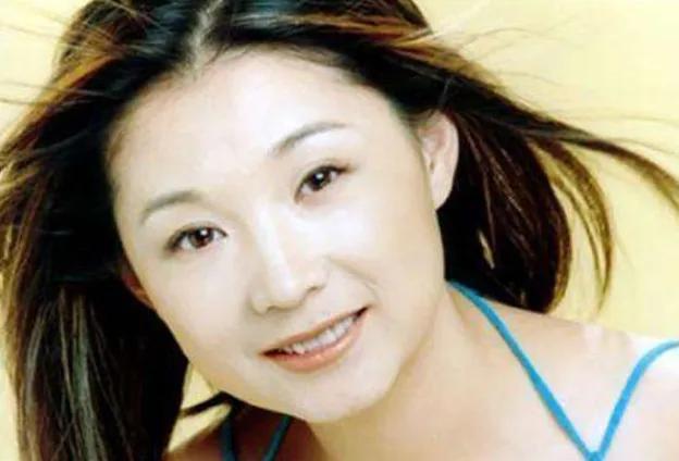 演员张译照顾女友10年直到去世（张译初恋昏迷10年）(21)