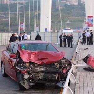 万州公交车坠江事件幸存者（万州公交车坠江事件）(2)