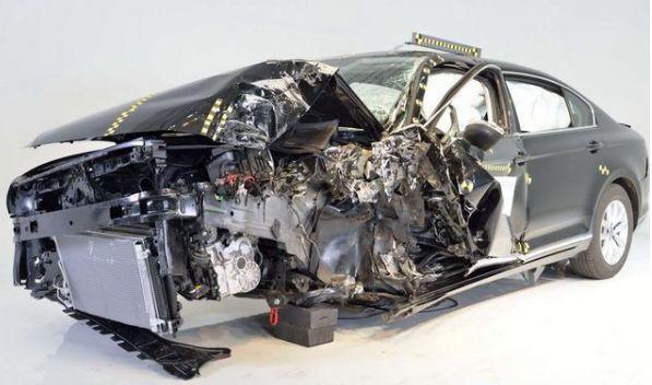 中保研36款车型碰撞测试结果图（中保研碰撞测试成绩最差的几款车）(4)