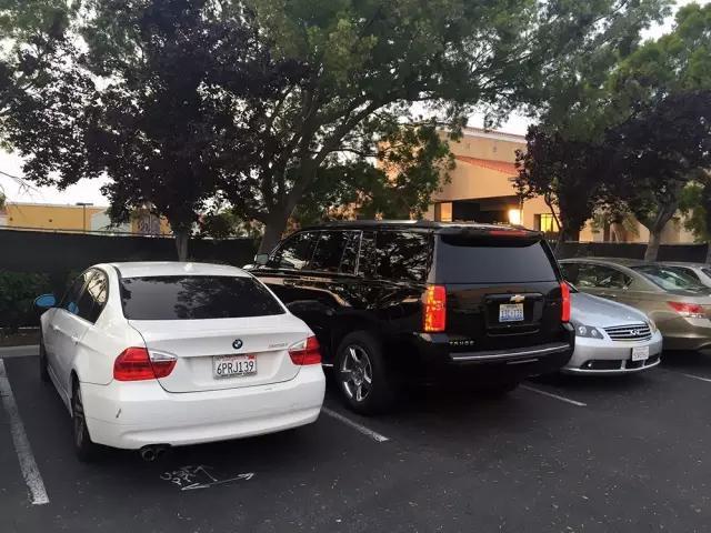 雪佛兰新车型suvtahoe（试驾美国最火的硬派SUV）(5)