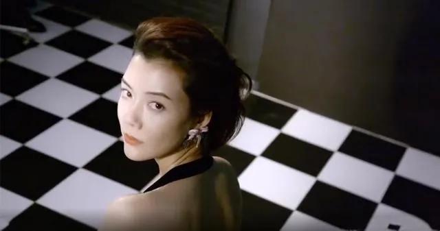 车晓离婚后要了3个亿（22岁继承上亿家产）(15)