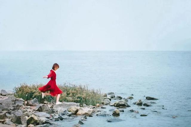 贵州公交坠湖事件最新消息（贵州公交车坠湖事件真相曝光）(1)