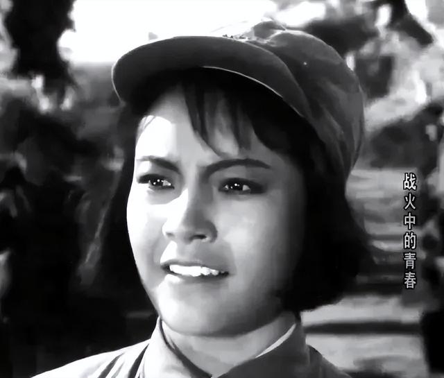 百部旧电影解放战争故事片（经典战争影片战火中的青春）(7)