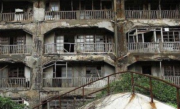 日本端岛灵异事变