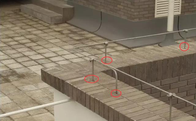 女子骑车遭雷劈（女子骑电动车遭雷劈身亡）(6)