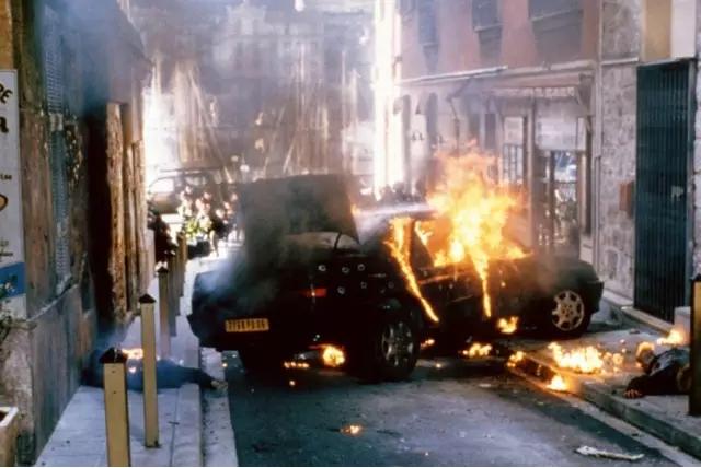 全球十大劲爆飙车电影（电影史上10部经典飙车影片）(13)