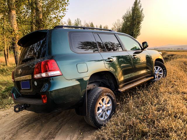 陆巡LC200（玩物未必丧志陆地巡洋舰LC200深度用车报告）(16)