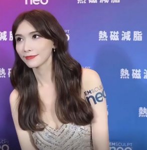 ​林志玲否认隐退！和经纪人双双改口引争议，内幕遭曝光