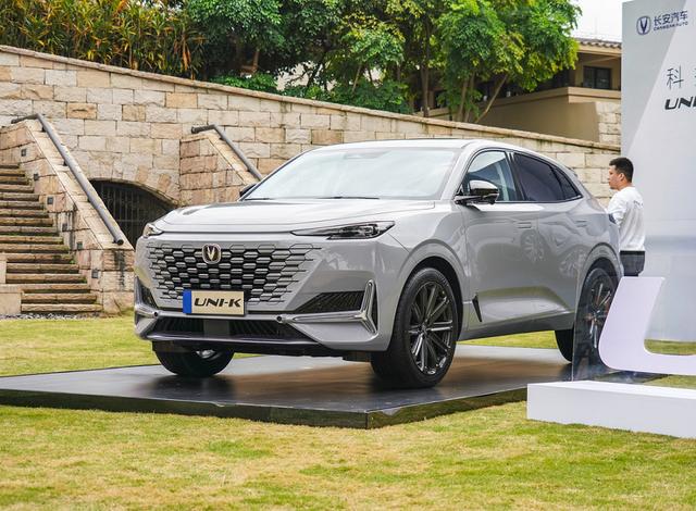 15万左右买什么车（预算15万买车我们精选了这4款）(6)